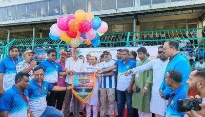 জিকুর নৈপুণ্যে চকরিয়া সেমিতে