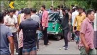অটোরিকশা ও পিকআপের সংঘর্ষ,নিহত ৫