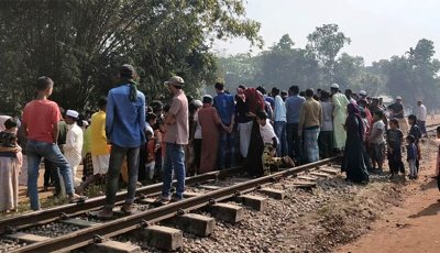 দুই সন্তানসহ ট্রেনের নিচে ঝাঁপ দিলেন মা