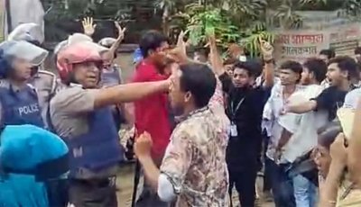 শ্রীপুরে শ্রমিকের মৃত্যুর ঘটনায় বিক্ষোভ, পুলিশের টিয়ারশেল নিক্ষেপ