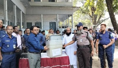 ঠাকুরগাঁও ১ আসনের উপ-নির্বাচনকে কেন্দ্র করে নির্বাচনী সামগ্রী বিতরণ, বৃহস্পতিবার ভোট
