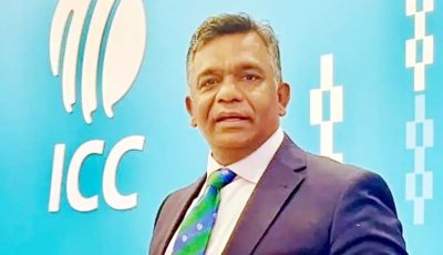 অবশেষে দেশে ফিরলেন বিসিবি সভাপতি বুলবুল