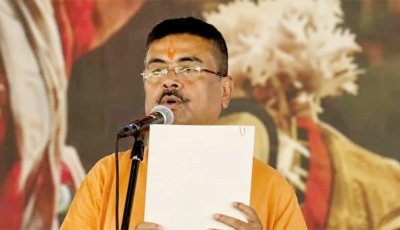 মুখ্যমন্ত্রী হিসেবে শপথ নিলেন শুভেন্দু অধিকারী