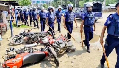 নাটোরে বাস কাউন্টারের আধিপত্য নিয়ে বিএনপির দুই গ্রুপের সংঘর্ষ, আহত ৫