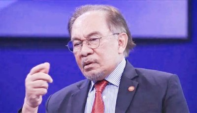 গাজায় ইসরায়েলি হামলাকে ‌‘রাষ্ট্রীয় সন্ত্রাস’ বললেন আনোয়ার ইব্রাহিম