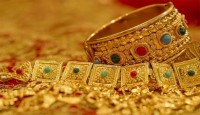 দাম বাড়ানোর একদিন পরই কমলো স্বর্ণের বাজার দর