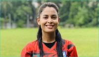 ফুটবল খেলতে কলকাতায় যাচ্ছেন সানজিদা