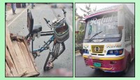 রাজশাহীতে বাসের ধাক্কায় শিশুসহ ভ্যান চালক নিহত